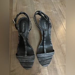 Calvin Klein - Women heeled sandal size 6.5